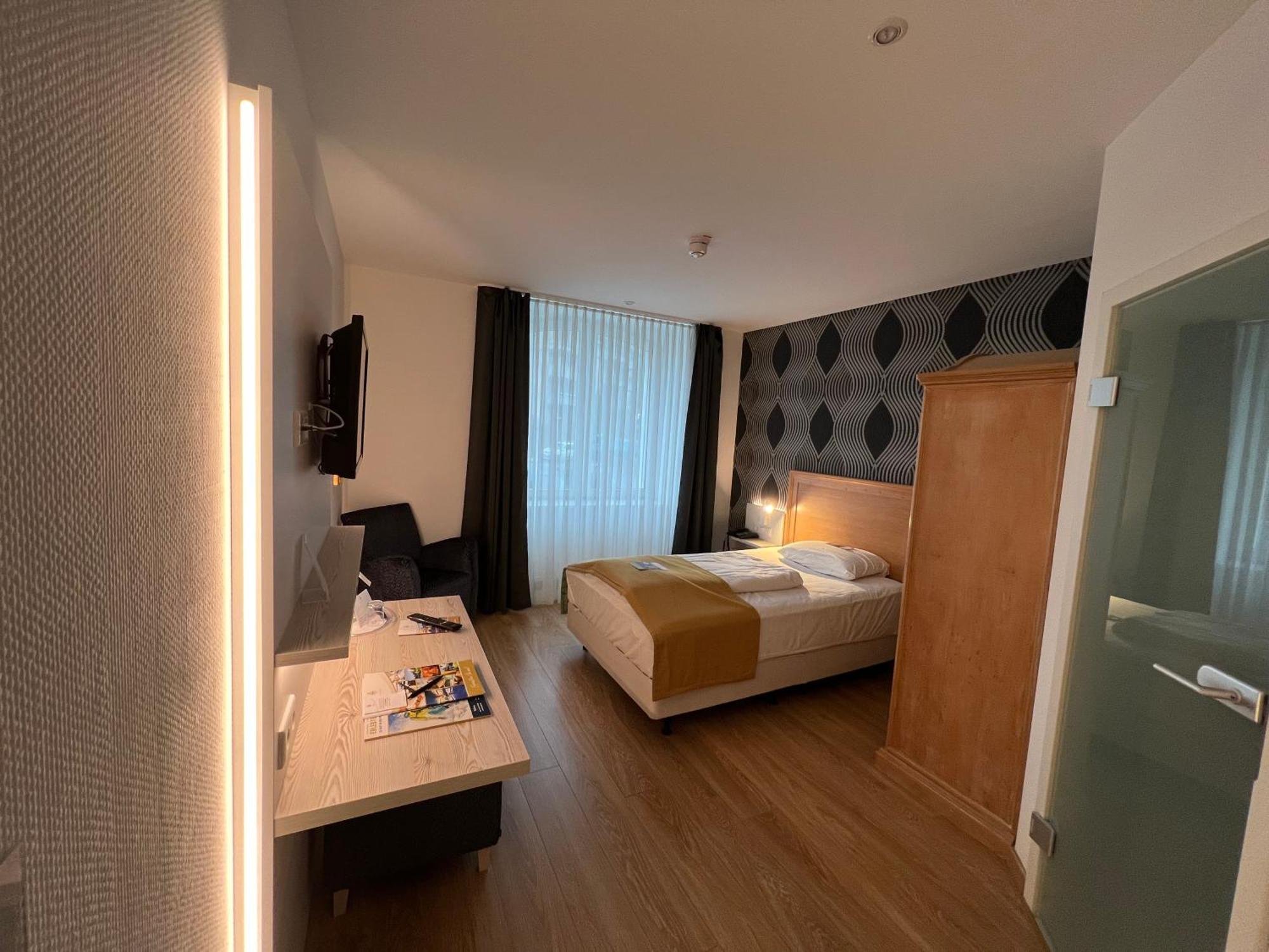 Hotel Am Muehlenteich Schwelm Extérieur photo